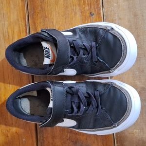 🤑 3/$20 Nike Black